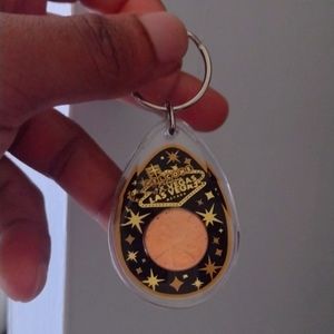 Las Vegas penny souvenir LIKE NEW IN CAPSULE